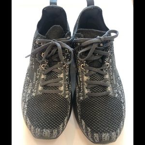 Brooks Levitate 3 size 10